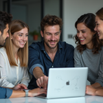 Groupe de professionnels collaborant autour d'un diagramme digital
